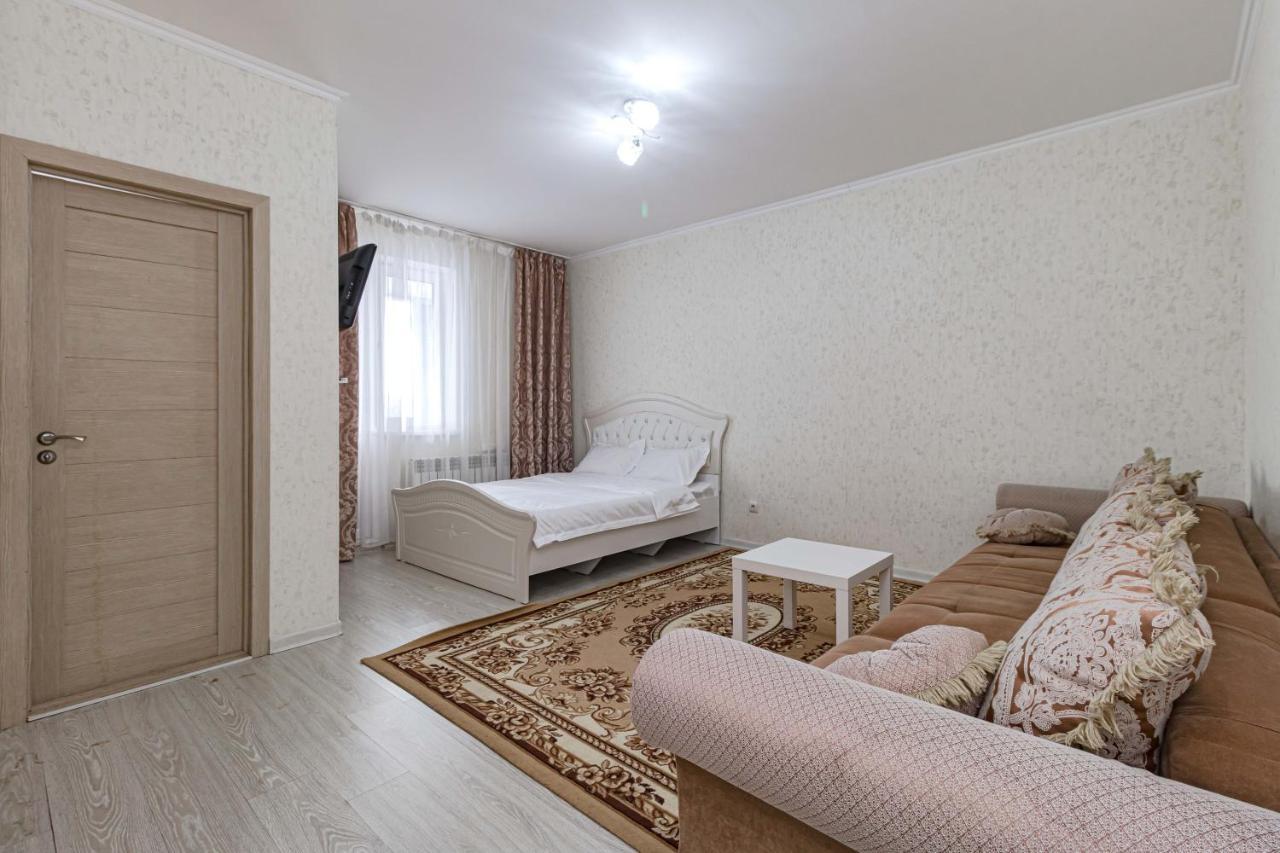 Apartments 7 Я-21/5-39 أستانا المظهر الخارجي الصورة